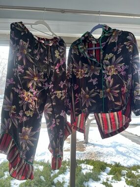 E by Eloise Anthropologie floral daisy  stripe boho funky blouse/pants XS